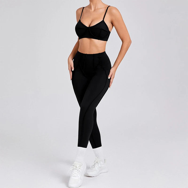 4Sassy Seamless Set – Core Confidence