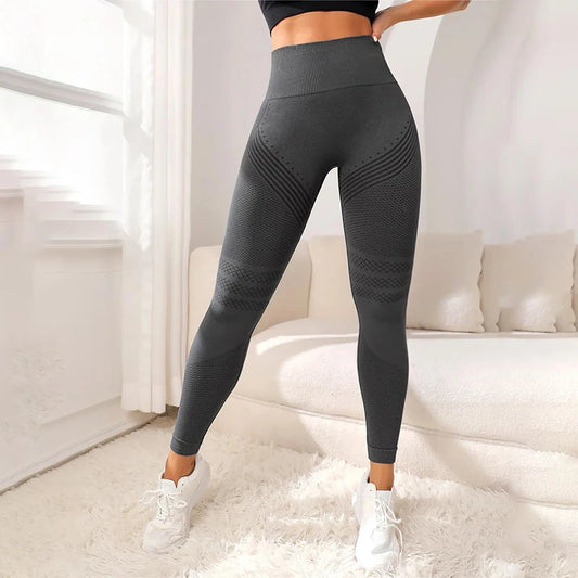 Front view of 4Sassy women’s seamless fitness leggings in dark gray.
