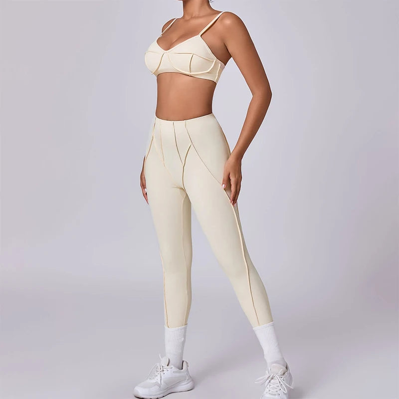 4Sassy Seamless Set – Core Confidence